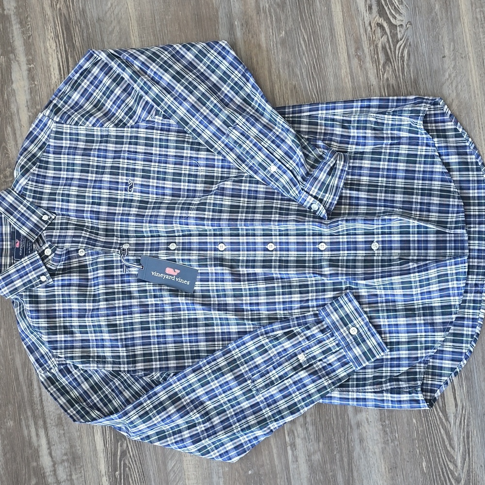 Vineyard Vines Sz M button down